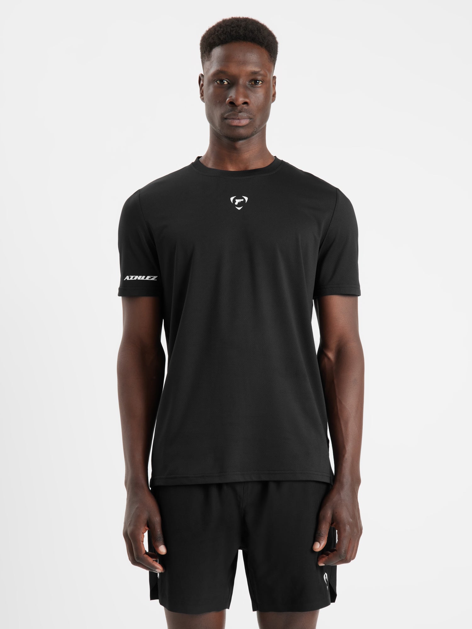 ATHLEZ ATHLETIC SHORTSLEEVE SCHWARZ